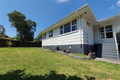 Photo of property in 15 Dellwood Avenue, Henderson, Auckland, 0612