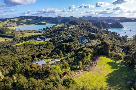 Photo of property in 276a Kempthorne Road, Russell, 0272