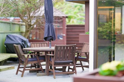 Photo of property in 10 Edgewater Street, Waikanae, 5036