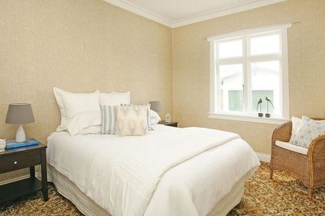 Photo of property in 73 Apu Crescent, Lyall Bay, Wellington, 6022