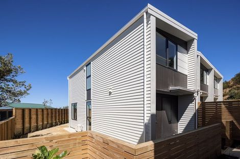 Photo of property in 4/52 High Street, Island Bay, Wellington, 6023