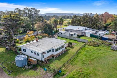 Photo of property in 49 Tawa Road, Kumeu, 0891