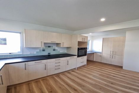 Photo of property in 8 Govind Grove, Ngaio, Wellington, 6035