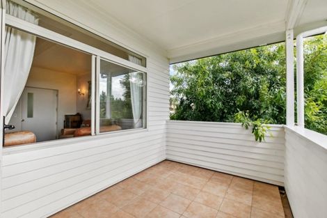 Photo of property in 31a Stanmore Bay Road, Stanmore Bay, Whangaparaoa, 0932