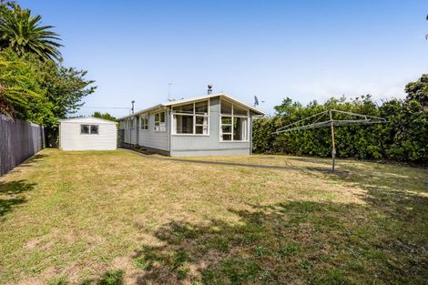 Photo of property in 21 Manawapou Road, Hawera, 4610