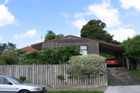 Photo of property in 14 Geddes Terrace, Avondale, Auckland, 1026