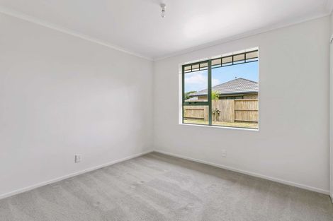 Photo of property in 27 Corinth Grove, Papamoa Beach, Papamoa, 3118