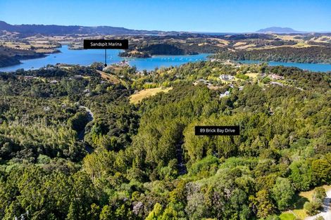 Photo of property in 89 Brick Bay Drive, Sandspit, Warkworth, 0982