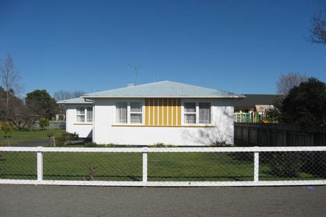 Photo of property in 12 Tyne Street, Carterton, 5713