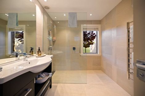 Photo of property in 112 Domain Road, Speargrass Flat, Queenstown, 9371