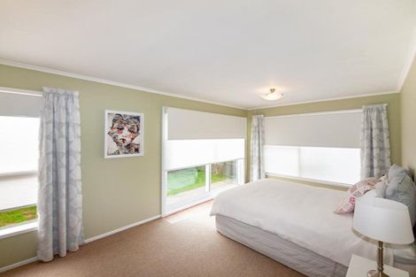 Photo of property in 25 Cranwell Street, Churton Park, Wellington, 6037