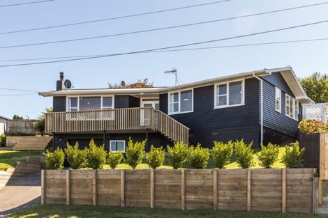 Photo of property in 1 Noble Street, Waiuku, 2123