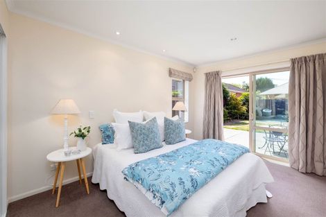 Photo of property in 6a Sunningvale Lane, Ilam, Christchurch, 8053