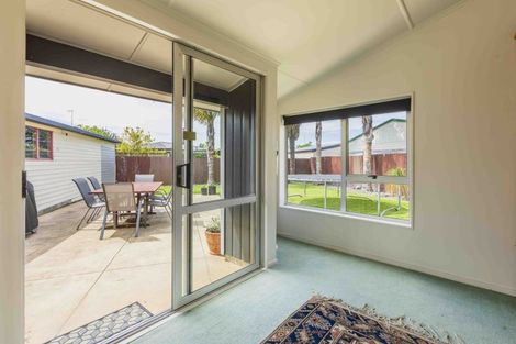 Photo of property in 11 Otatara Road, Taradale, Napier, 4112
