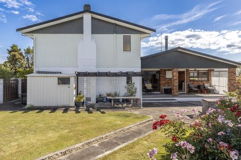 Photo of property in 7 Mount View Place, Waipukurau, 4200