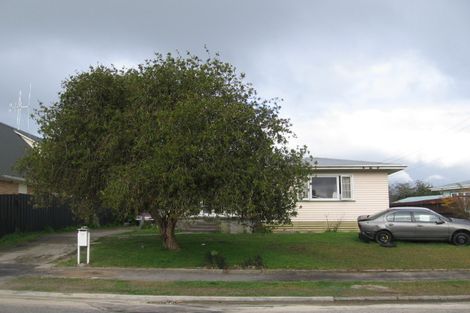Photo of property in 8 Jones Crescent, Melville, Hamilton, 3206
