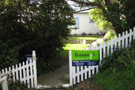 Photo of property in 6 Baden Road, Hataitai, Wellington, 6021