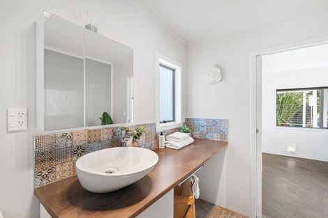 Photo of property in 106 Brandon Street, Featherston, 5710