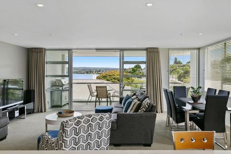 Photo of property in 11/2 Lowell Place, Waipahihi, Taupo, 3330