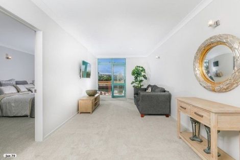 Photo of property in 164w Harbour Village Drive, Gulf Harbour, Whangaparaoa, 0930