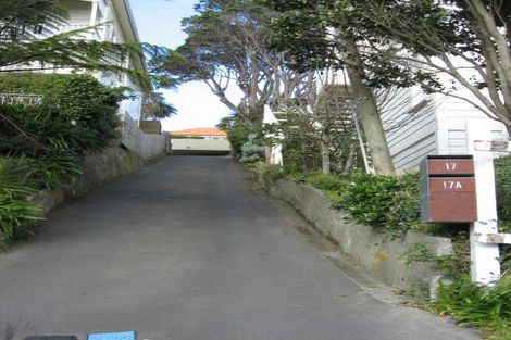 Photo of property in 17a Grove Road, Kelburn, Wellington, 6012