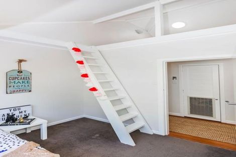 Photo of property in 45 Delhi Crescent, Khandallah, Wellington, 6035