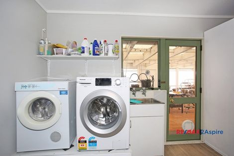 Photo of property in 33 Margarita Rise, Pukekohe, 2120