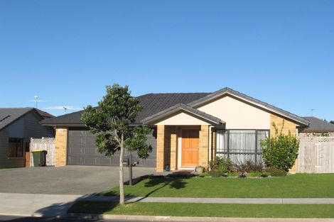 Photo of property in 34 Croftview Road, Wattle Downs, Auckland, 2103