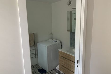 Photo of property in 120 Milton Road, Bluff Hill, Napier, 4110