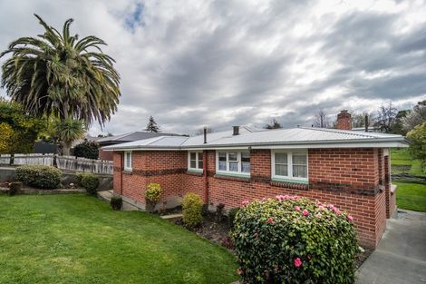 Photo of property in 17 Clifton Terrace, West End, Timaru, 7910
