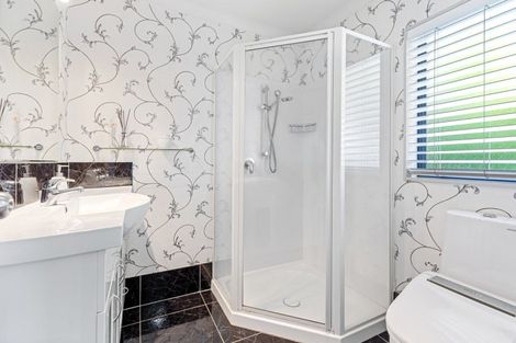 Photo of property in 18 Ko Place, Pyes Pa, Tauranga, 3112