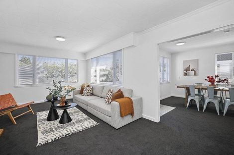 Photo of property in 206 Ngamotu Road, Spotswood, New Plymouth, 4310