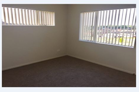 Photo of property in 165 Keri Vista Rise, Papakura, 2110