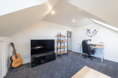 Photo of property in 6 Nicolas Lane, West End, Palmerston North, 4410