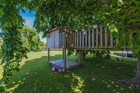 Photo of property in 1 Chamberlain Street, Feilding, 4702