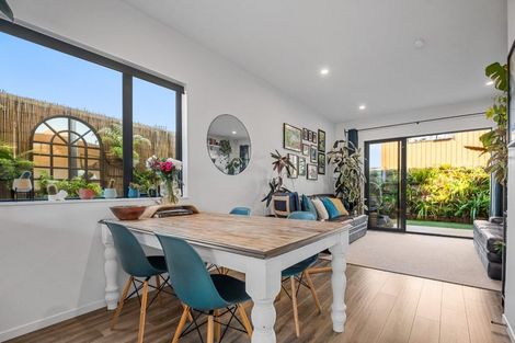 Photo of property in 1/22 Ryburn Road, Mount Wellington, Auckland, 1062