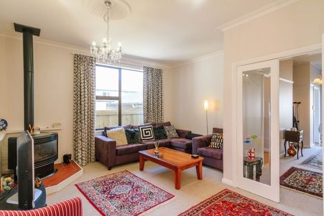 Photo of property in 115 Muritai Road, Eastbourne, Lower Hutt, 5013