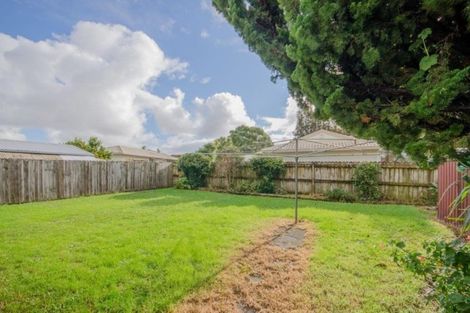Photo of property in 103 Carnoustie Drive, Wattle Downs, Auckland, 2103