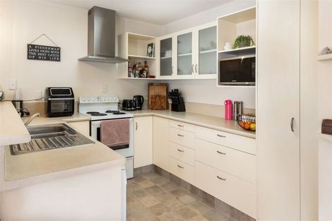 Photo of property in 15 Ward Street, Springlands, Blenheim, 7201