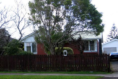 Photo of property in 33 Bell Street, Featherston, 5710