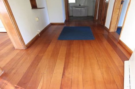 Photo of property in 66 Pahiatua Street, Hokowhitu, Palmerston North, 4410