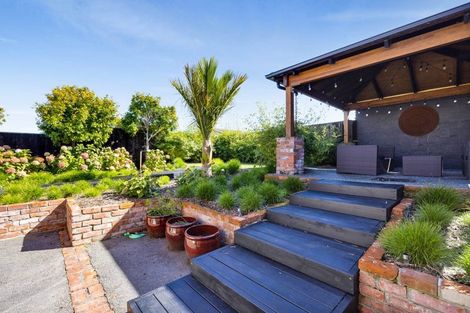 Photo of property in 20 Wallace Place, Westown, New Plymouth, 4310