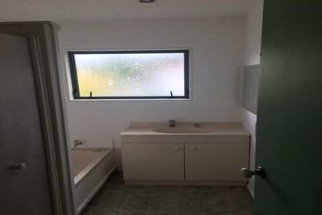 Photo of property in 19a Ogle Crescent, Te Kamo, Whangarei, 0112