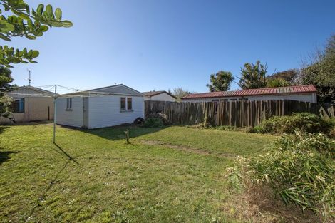 Photo of property in 25 Beach Road, North New Brighton, Christchurch, 8083