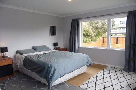 Photo of property in 8 Glen Alton Avenue, Paparangi, Wellington, 6037