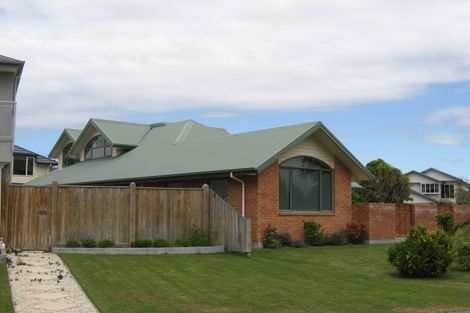 Photo of property in 25 O'connor Place, Burnside, Christchurch, 8053