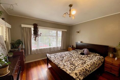 Photo of property in 260 Henderson Valley Road, Henderson, Auckland, 0612