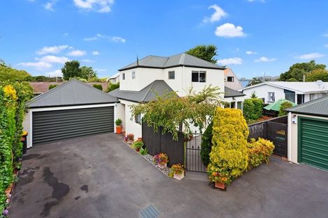 Photo of property in 2/38 Dover Street, St Albans, Christchurch, 8014