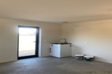 Photo of property in 10 Travertine Street, Cromwell, 9310