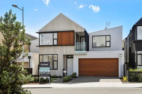 Photo of property in 12 Isitt Road, Hobsonville, Auckland, 0616